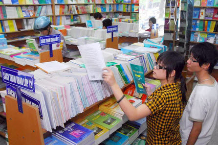 Sạn sách tham khảo: Rào chắn từ ngành giáo dục