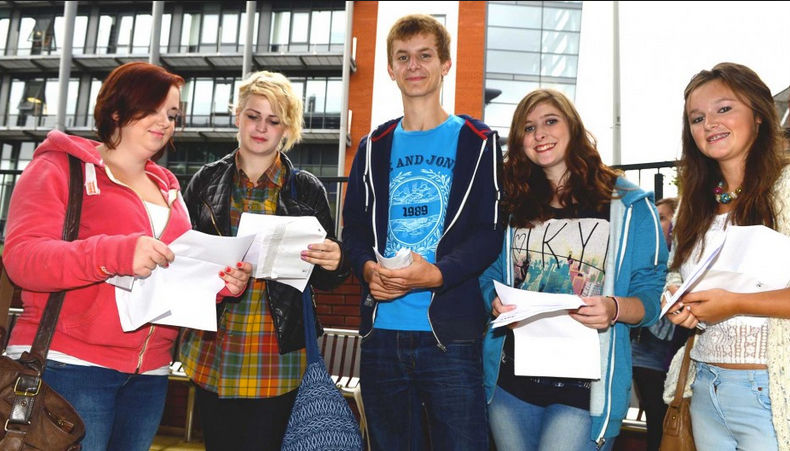 Học bổng 100% cho khoá học A-level tại Anh Quốc