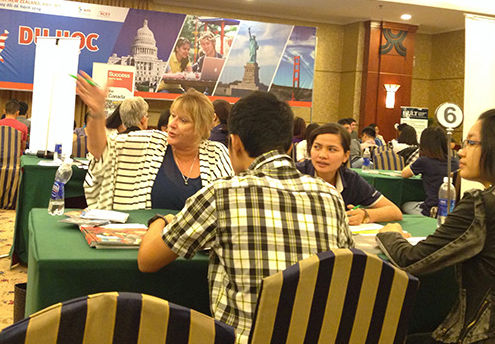 Du học: Cần chuẩn bị càng sớm càng tốt