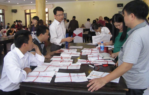 Được cảnh báo thừa nhân lực, thí sinh vẫn chọn thi Kinh tế