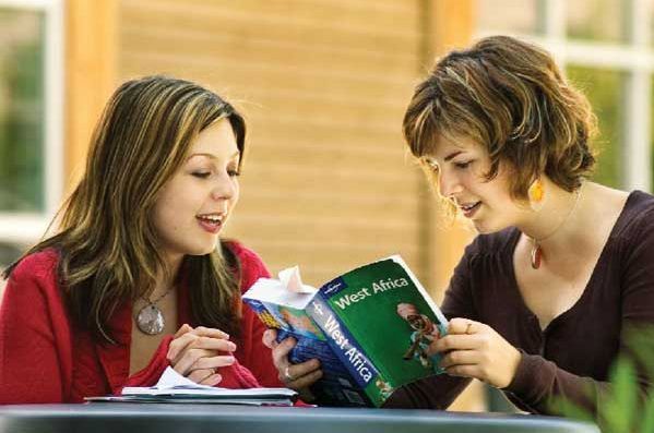 Đánh giá nhiều trình độ ngôn ngữ qua một bài thi