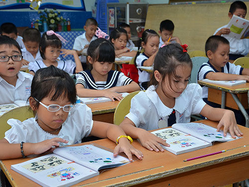 Tp.HCM giáo viên dạy thêm theo yêu cầu phụ huynh không cần giấy phép