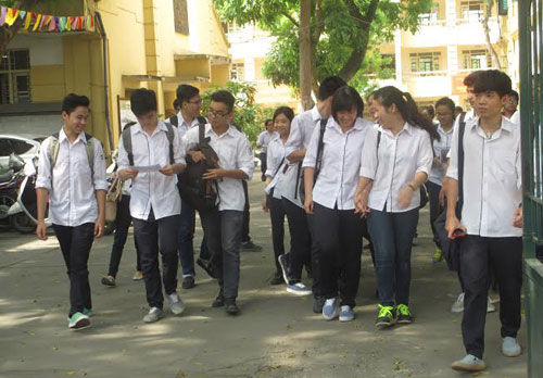 Đề thi môn toán vào lớp 10 không quá khó