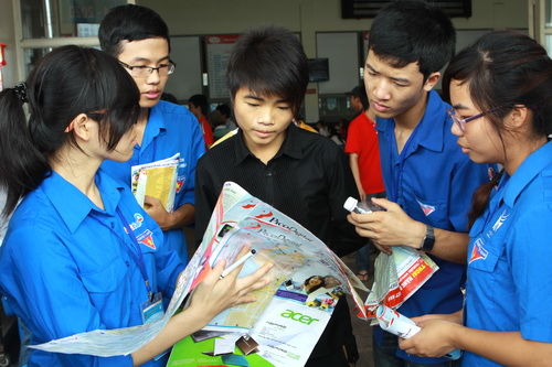 Hà Nội: Hơn 10.000 tình nguyện viên tiếp sức mùa thi