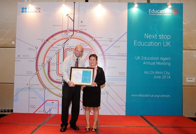 Hỗ trợ lệ phí xét Thị thực du học Anh kỳ nhập học tháng 9/2014