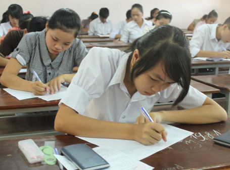 Thí sinh được sửa sai sót trong ngày làm thủ tục thi