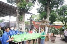 Địa điểm và thời gian phát cơm miễn phí cho thí sinh tại Hà Nội