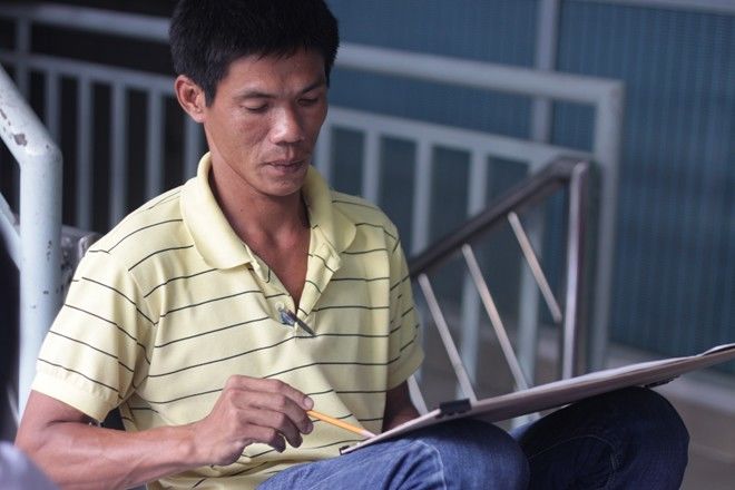 Quyết tâm thi lại kiến trúc sau 13 năm đi làm phụ hồ