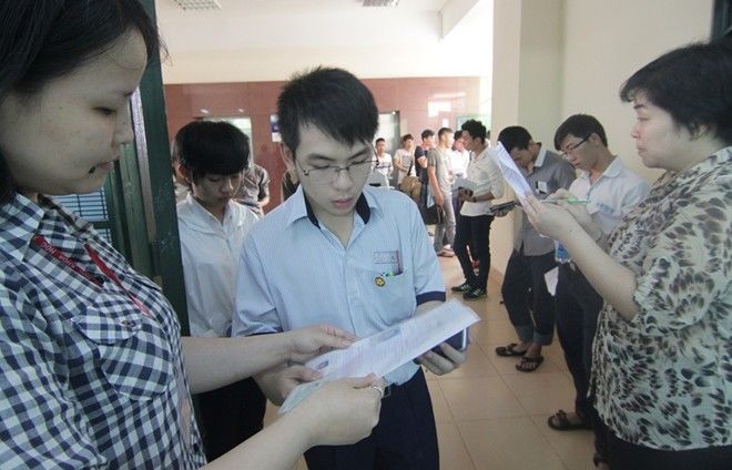 Hơn 50% thí sinh làm thủ tục dự thi cao đẳng