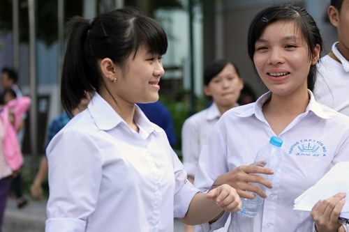 Thí sinh cả nước bắt đầu thi cao đẳng