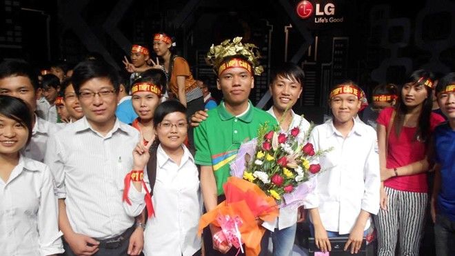 Thủ khoa kép vào chung kết đường lên đỉnh Olympia