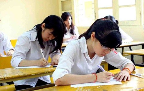 Cựu thủ tướng bắt lỗi cả 3 phương án thi quốc gia