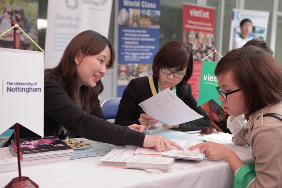 Du học Anh: Phá vỡ kỷ lục 27 tỷ học bổng với kỳ học tháng 1/2015