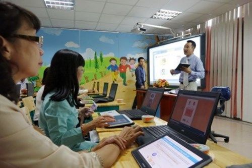 Sở GD Tp.HCM có 5 ngày để báo cáo đề án sách giáo khoa điện tử