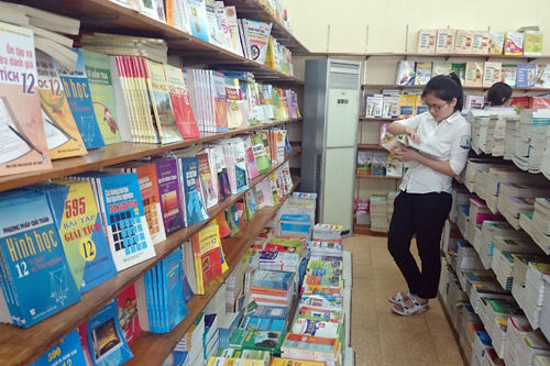 Cần bao nhiêu tiền làm sách giáo khoa?