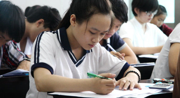 Tuyển sinh 2015: Vào ĐH Quốc gia Tp.HCM phải qua vòng sơ tuyển