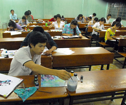 ĐH Mỹ thuật Tp.HCM: Thi tuyển năng khiếu, xét tuyển môn văn