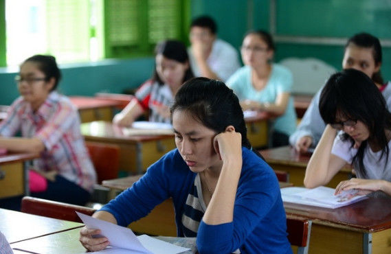 Tuyển sinh vô tội vạ