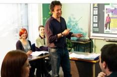 Phân biệt thì hiện tại đơn và thì hiện tại tiếp diễn