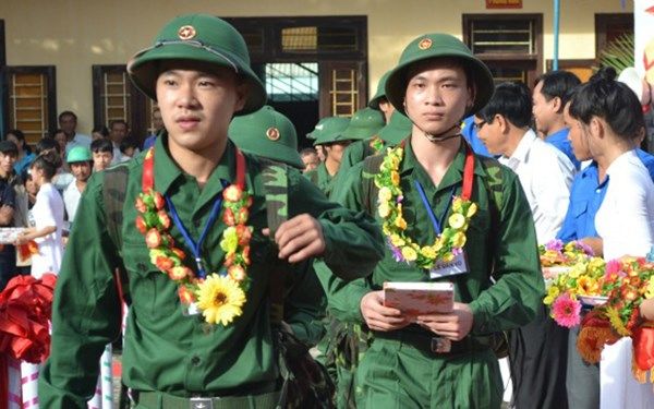 Đề xuất thực hiện nghĩa vụ quân sự: Chỉ tạm hoãn với học sinh sinh viên đại học chính quy