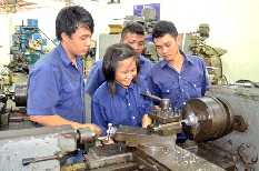 Đào tạo nghề: Lệch pha cung cầu