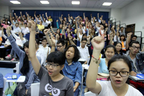 Làm giỏi nhưng bằng giả vẫn bị đuổi!