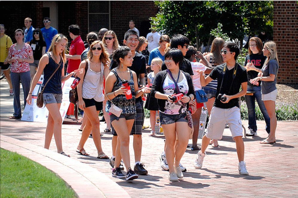 Học kỹ năng mềm cần nhất là thái độ cầu tiến