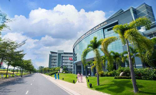 Bắt quả tang 24 người thi hộ ở đại học Tôn Đức Thắng
