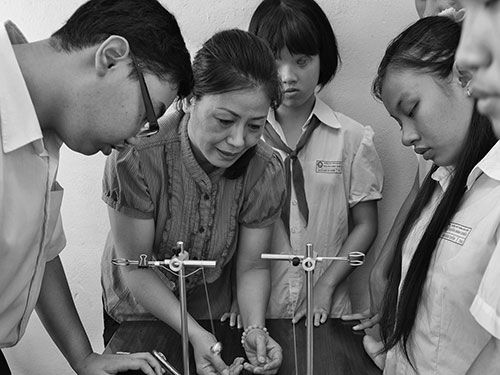 Giáo viên không phấn trắng, bảng đen