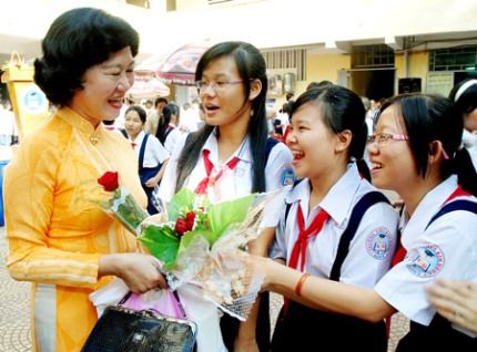 Ngày 20/11: Bộ trưởng GD-ĐT gửi thư chúc mừng ngày nhà giáo Việt Nam