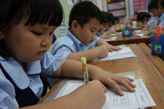 Khổ như phụ huynh lớp 1