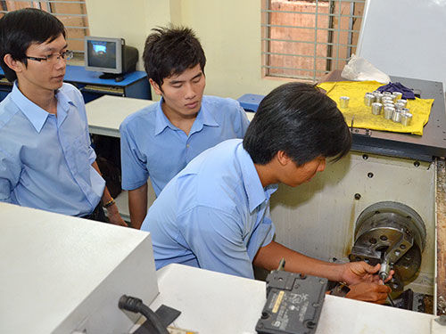 Đừng làm hệ thông giáo dục thêm rối
