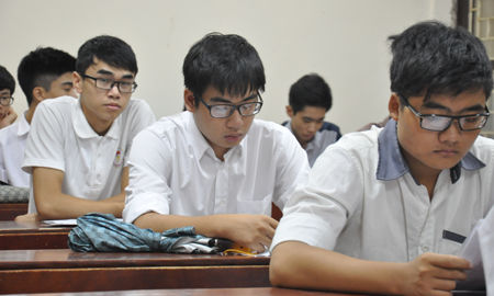 Tuyển sinh năm 2015: Mỗi thí sinh được xét tuyển tối đa 4 lần