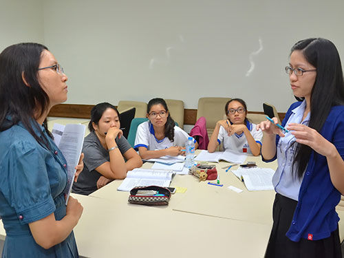 "Đuối" vì đầu vào tiếng Anh quá kém