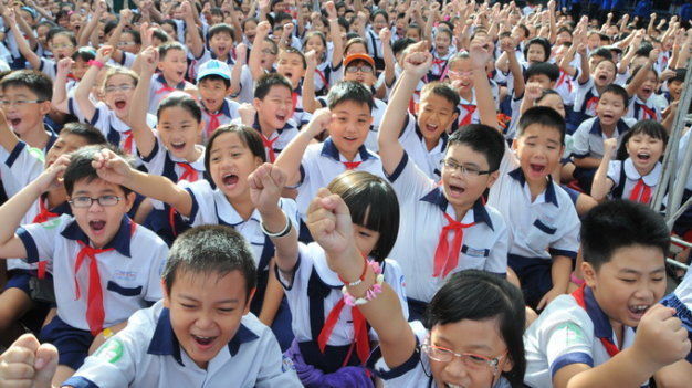 Không tổ chức thi, chỉ kiểm tra định kì với học sinh tiểu học