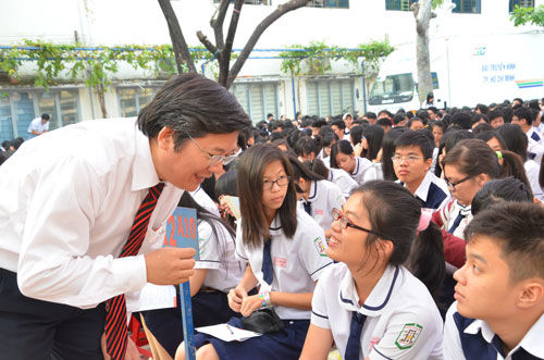 Thi trước, chọn ngành sau