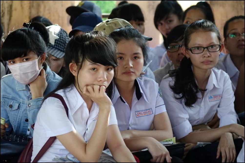 Thí sinh không nên chọn đến tám môn thi