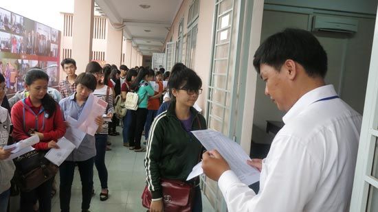 Tuyển sinh 2015: Hệ cao đẳng "dở khóc dở cười"
