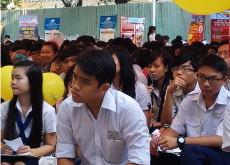 Đại học Mở TPHCM tuyển sinh hệ đại học từ xa
