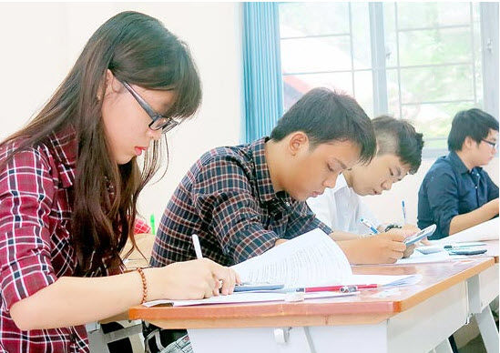 Tuyển sinh năm 2015: Thả cửa xác định chỉ tiêu?