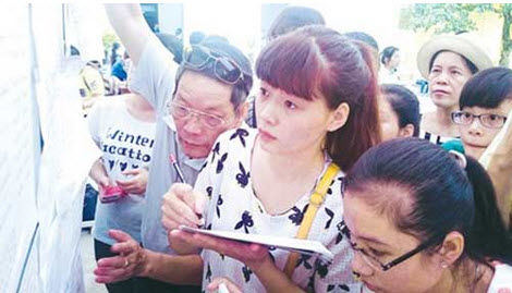 Kỳ thi THPT Quốc gia 2015: Có xảy ra cảnh hỗn loạn rút và nhập hồ sơ ?