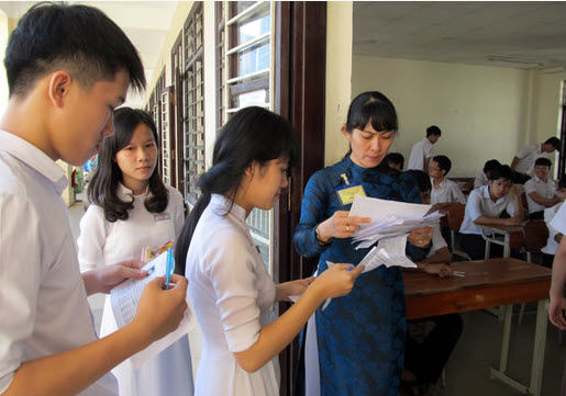 Dự báo một kỳ thi chung nhiều thách thức