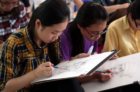 Các trường có thi môn năng khiếu xét tuyển như thế nào?