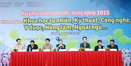 Chọn ngành nào ra trường dễ xin việc