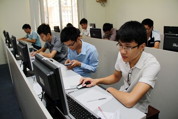 Đề thi Ngoại ngữ vào ĐHQG Hà Nội không có phần viết