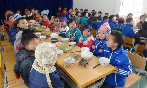 Học cả ngày - Giải pháp nâng chất lượng giáo dục vùng khó