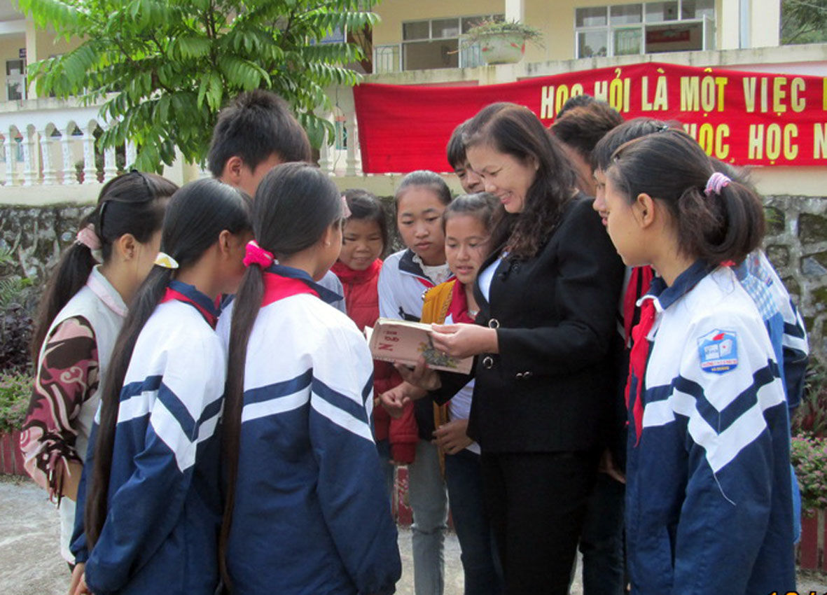Mỗi ngày đến lớp dệt sợi nhớ, sợi thương