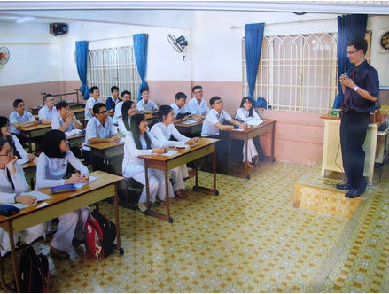 Kỳ thi THPT quốc gia: Trường, trung tâm cuống cuồng thi thử
