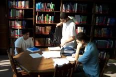 Những suy nghĩ sai lầm khiến bạn đánh mất cơ hội nhận học bổng du học
