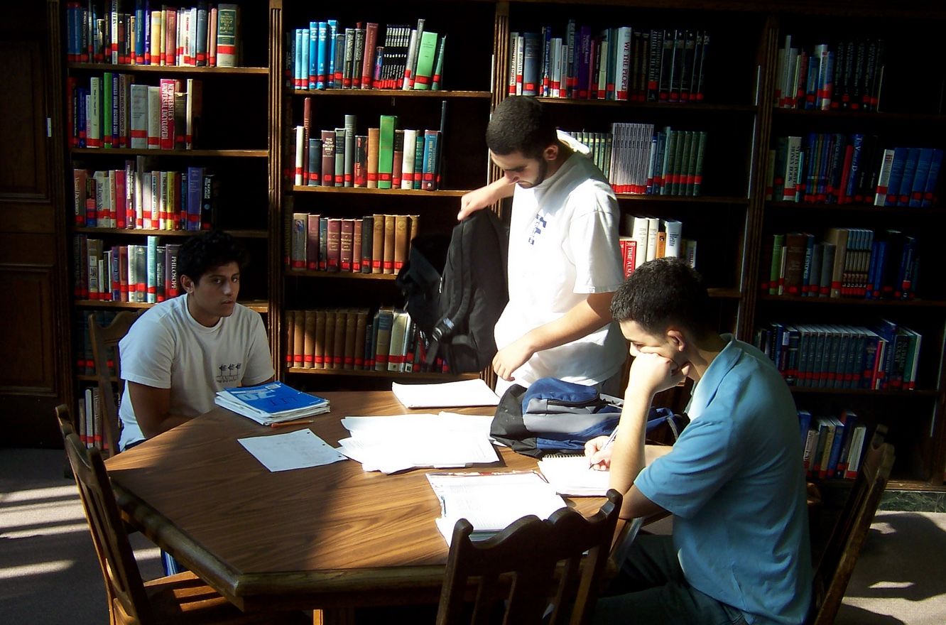 Những suy nghĩ sai lầm khiến bạn đánh mất cơ hội nhận học bổng du học